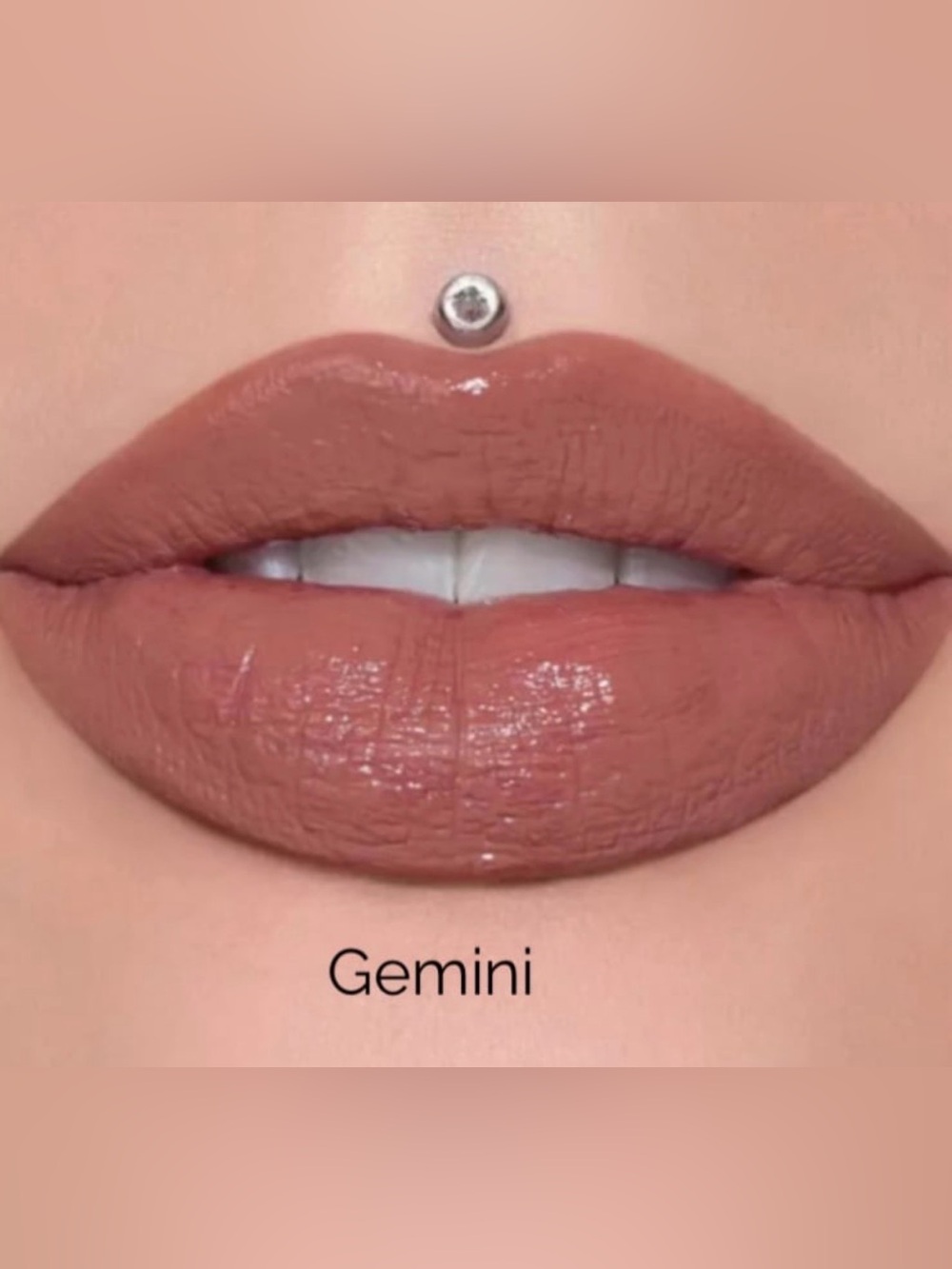 New JEFFREE STAR Supreme gloss Gemini Neutral Brown Lipstick — Rich Cream Finish